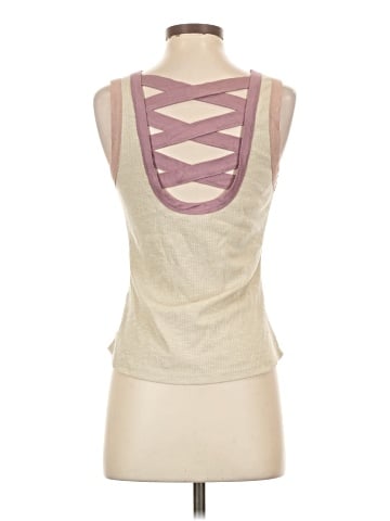 Hem & Thread Sleeveless T-Shirt (view 2)