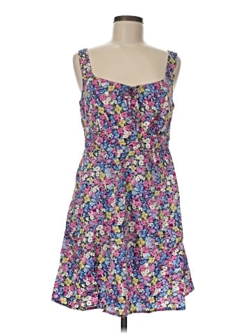 Old Navy Casual Dress (view 1)