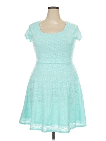 No Boundaries Casual Dress (view 1)