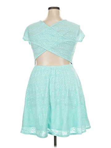 No Boundaries Casual Dress (view 2)