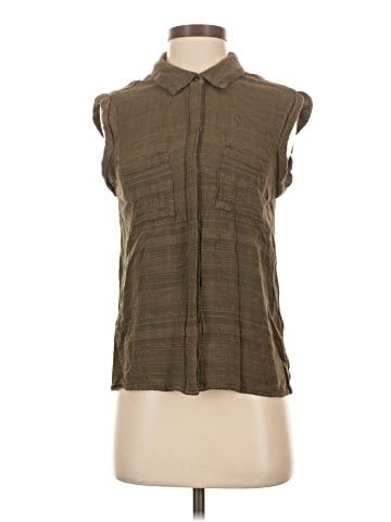 Splendid Sleeveless Button-Down Shirt (view 1)