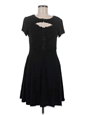 Hot Topic Casual Dress (view 1)