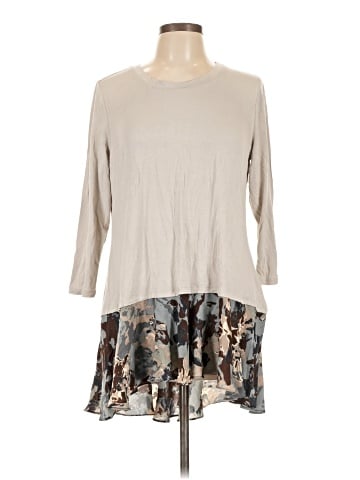 LOGO by Lori Goldstein 3/4 Sleeve Top (view 1)