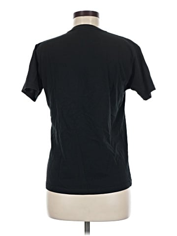 Uniqlo Short Sleeve T-Shirt (view 2)