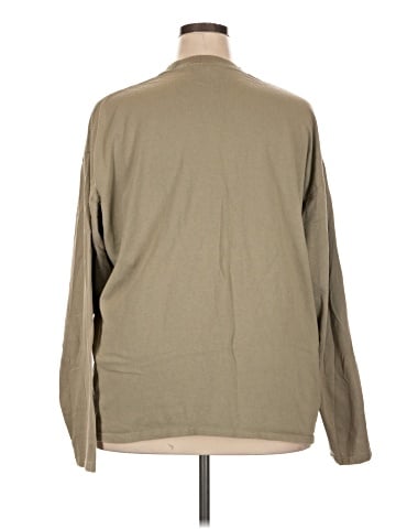 Nike Long Sleeve T-Shirt (view 2)