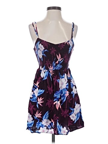 American Eagle Outfitters Cocktail Dress (view 1)