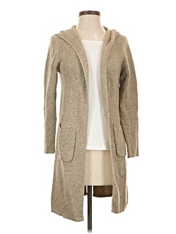 Monteau Cardigan (view 1)