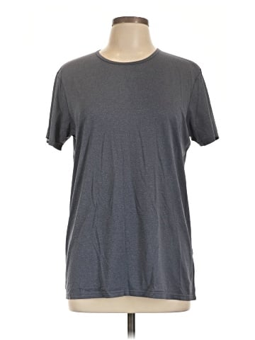 Uniqlo Short Sleeve T-Shirt (view 1)