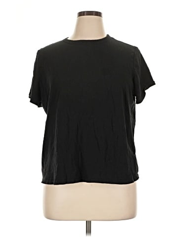 Old Navy Short Sleeve T-Shirt (view 1)