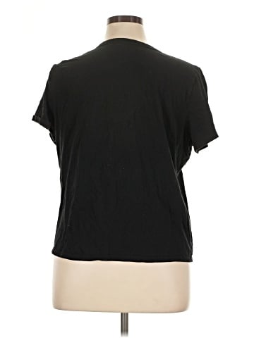 Old Navy Short Sleeve T-Shirt (view 2)