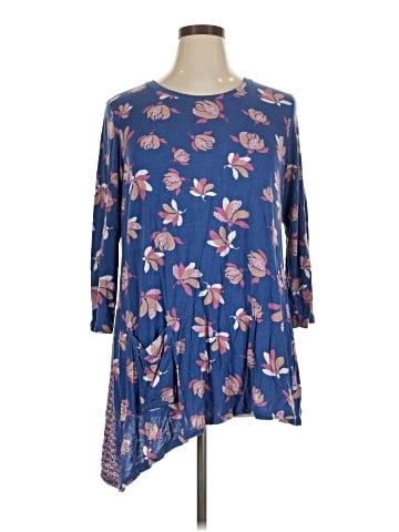 LOGO by Lori Goldstein 3/4 Sleeve Blouse (view 1)