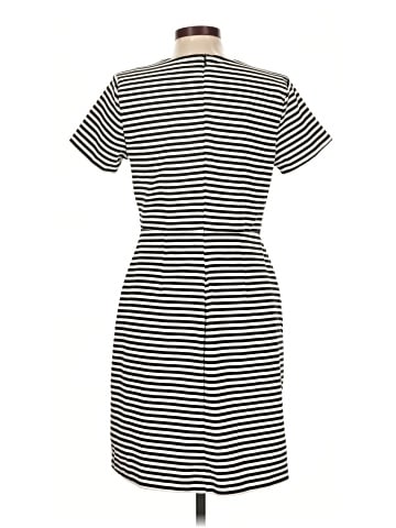 Old Navy Casual Dress (view 2)
