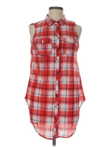Eden & Olivia Sleeveless Blouse (view 1)