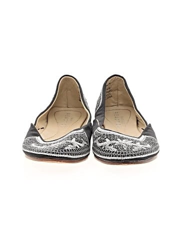 Kenneth Cole REACTION Flats (view 2)