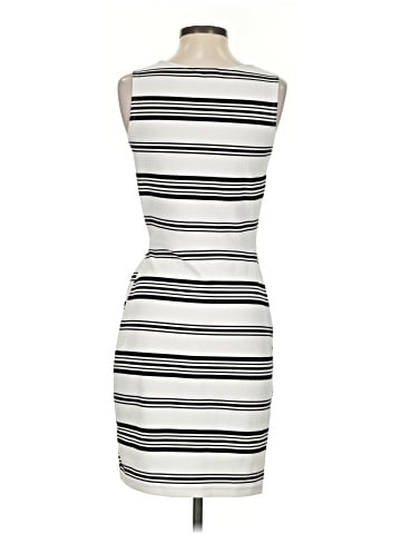 Le Lis Casual Dress (view 2)
