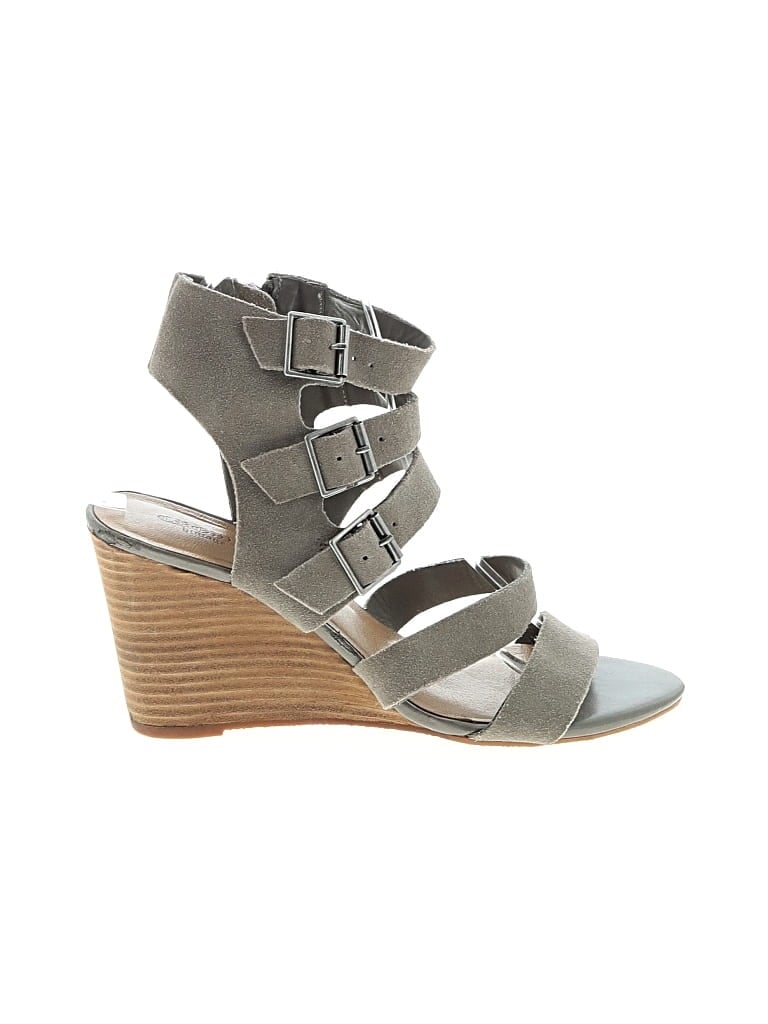 Pre-owned Crown Vintage Wedges In Gray