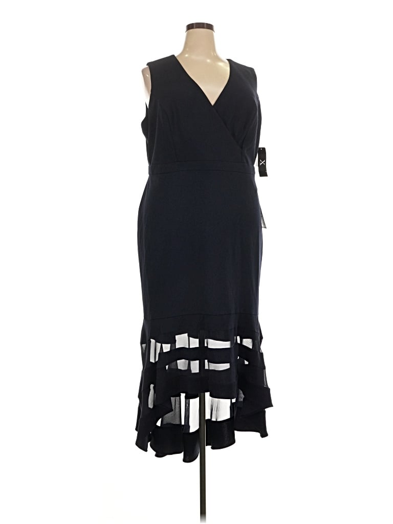 Pre-owned Xscape Cocktail Dress In Black