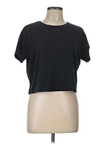 Lululemon Athletica Short Sleeve T-Shirt (view 1)