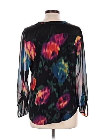 Tiny 3/4 Sleeve Blouse (view 2)