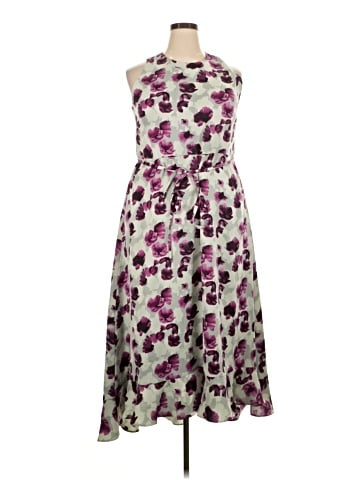 Banana Republic Cocktail Dress (view 1)
