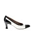 Salvatore Ferragamo 100% Leather White Heels Size 7 (slim) - photo 1