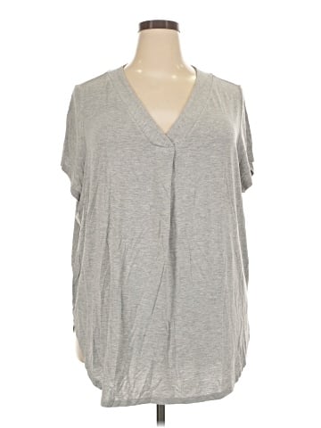 Old Navy Sleeveless T-Shirt (view 1)