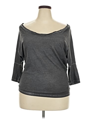 Bobi 3/4 Sleeve T-Shirt (view 1)
