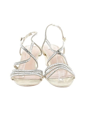 Kelly & Katie Wedges (view 2)