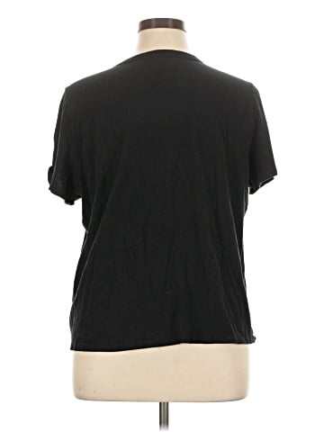 Old Navy Short Sleeve T-Shirt (view 2)