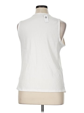 Old Navy Sleeveless T-Shirt (view 2)