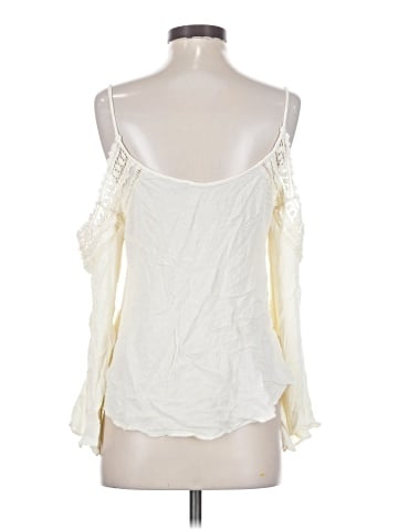 Charlotte Russe Sleeveless Blouse (view 2)