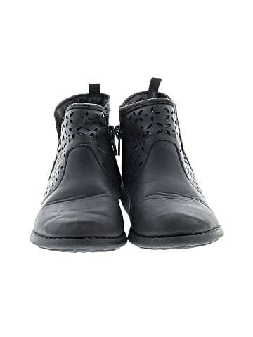 OshKosh B'gosh Ankle Boots (view 2)