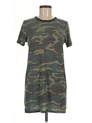 Forever 21 Short Sleeve T-Shirt (view 1)