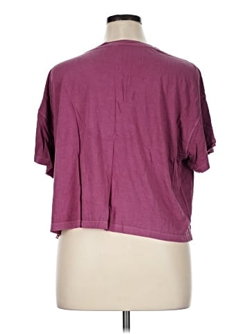 Old Navy Short Sleeve T-Shirt (view 2)