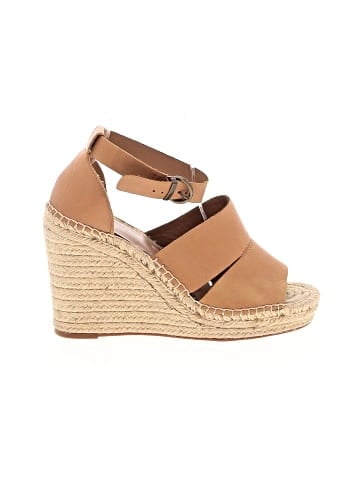 Treasure & Bond Wedges (view 1)