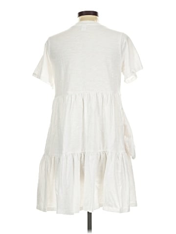 Old Navy Casual Dress (view 2)