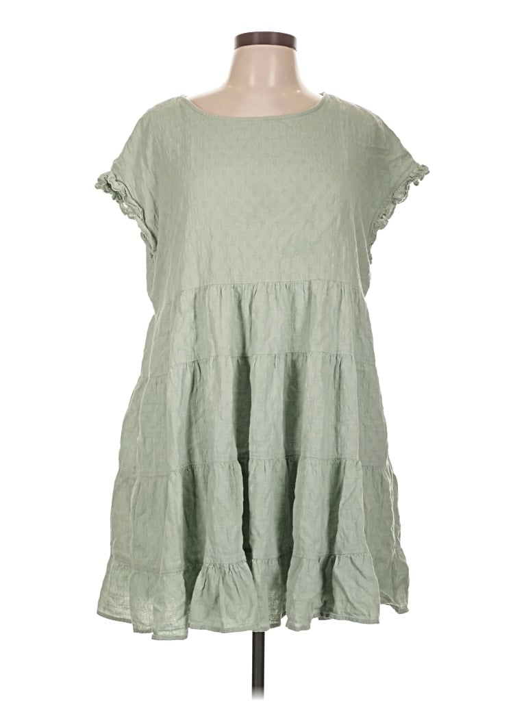 Pre-owned Arula Casual Dress In Green