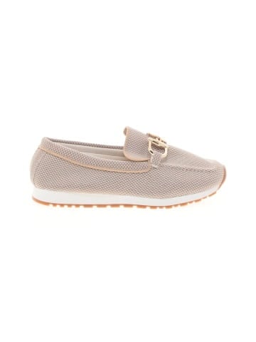 Unbranded Flats (view 1)
