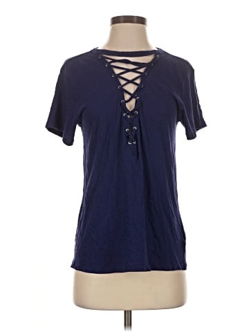 Express Outlet Short Sleeve Top (view 1)