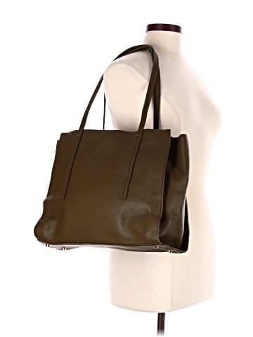 Urban Expressions Tote (view 2)