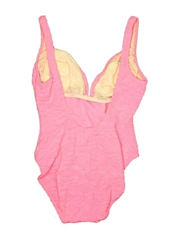La Blanca One Piece Swimsuit (view 2)