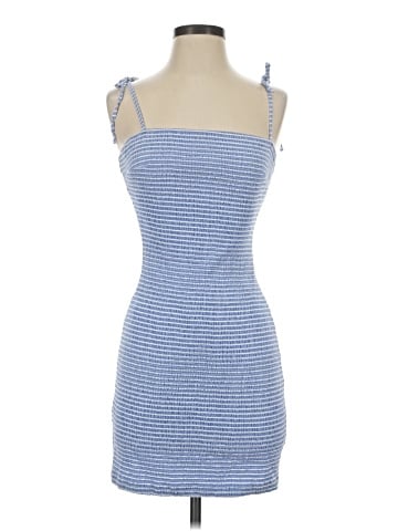 Abercrombie & Fitch Cocktail Dress (view 1)