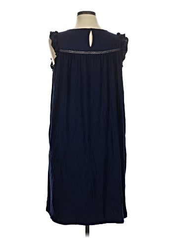 Crown & Ivy Casual Dress (view 2)