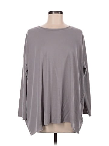 Carly Jean 3/4 Sleeve T-Shirt (view 1)