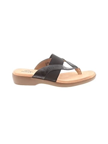 Cliffs by White Mountain Sandals (view 1)
