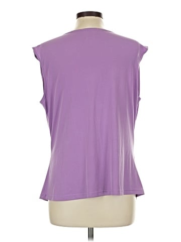 Jennie & Marlis Sleeveless T-Shirt (view 2)