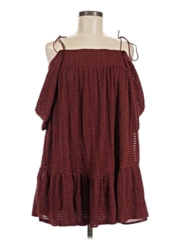 Le Lis Casual Dress (view 1)