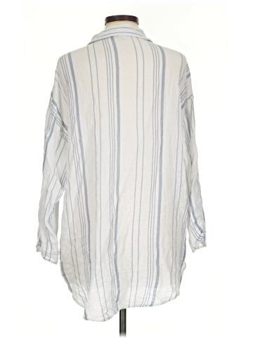 Kona Sol 3/4 Sleeve Button-Down Shirt (view 2)
