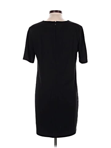 Old Navy Casual Dress (view 2)
