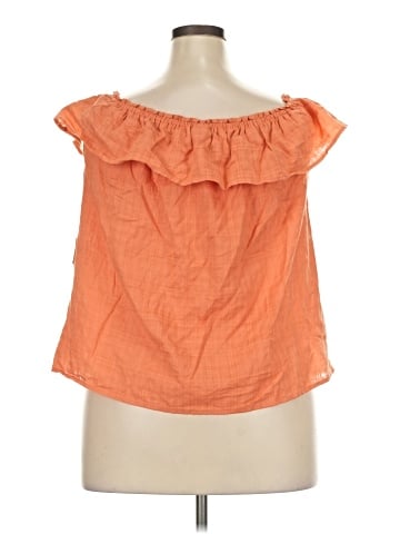 a.n.a. A New Approach Sleeveless Blouse (view 2)